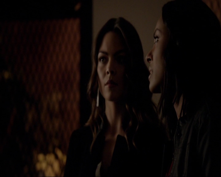 VampireDiariesWorld-dot-nl_7x12PostcardsFromTheEdge1063.jpg