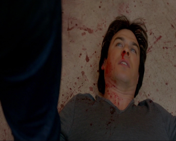 VampireDiariesWorld-dot-nl_7x12PostcardsFromTheEdge1464.jpg