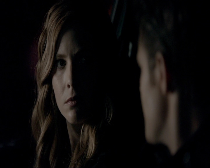 VampireDiariesWorld-dot-nl_7x12PostcardsFromTheEdge1780.jpg