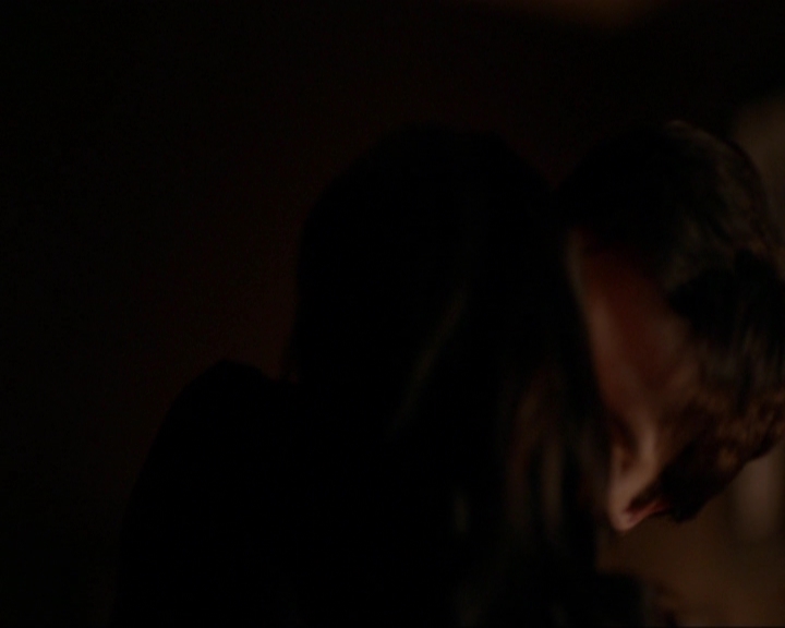 VampireDiariesWorld-dot-nl_7x12PostcardsFromTheEdge2172.jpg VampireDiariesWorld-dot-nl_7x12PostcardsFromTheEdge2172.jpg