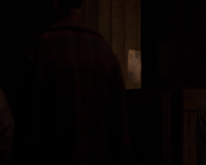 VampireDiariesWorld-dot-nl_7x13ThisWomansWork-deletedscenes0016.jpg