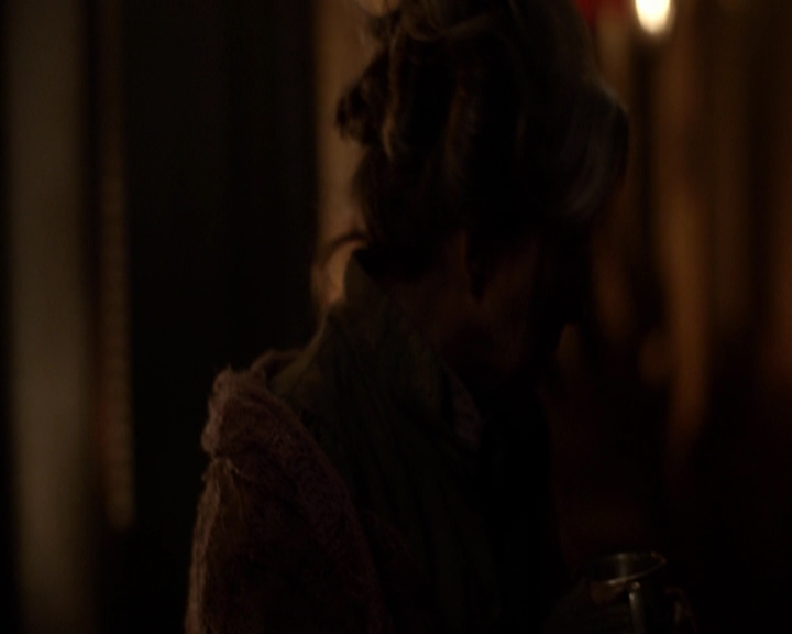 VampireDiariesWorld-dot-nl_7x13ThisWomansWork-deletedscenes0037.jpg