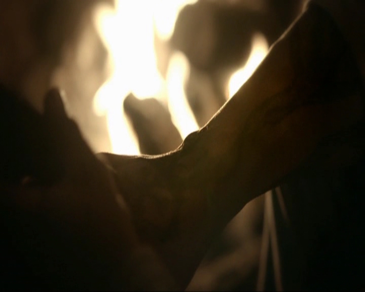 VampireDiariesWorld-dot-nl_7x13ThisWomansWork0002.jpg