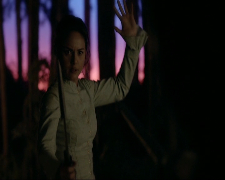 VampireDiariesWorld-dot-nl_7x13ThisWomansWork0098.jpg