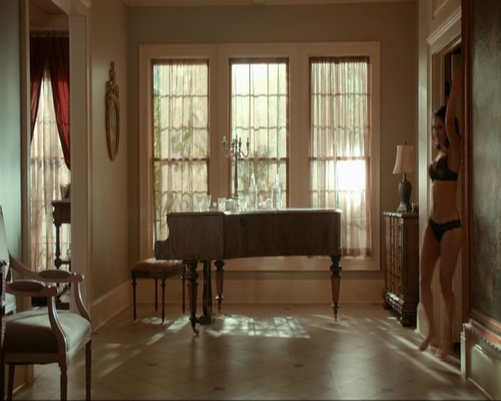 VampireDiariesWorld-dot-nl_7x13ThisWomansWork0205.jpg