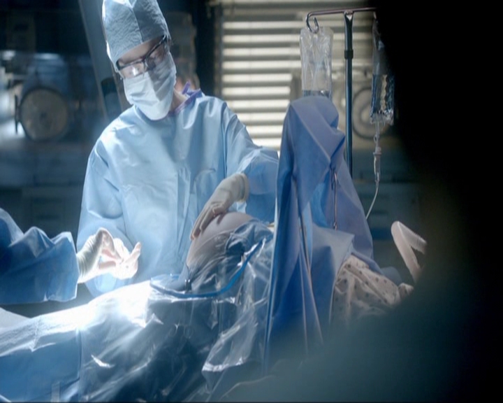 VampireDiariesWorld-dot-nl_7x13ThisWomansWork0581.jpg