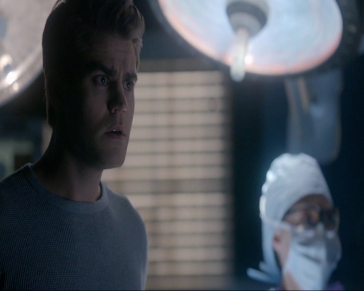 VampireDiariesWorld-dot-nl_7x13ThisWomansWork0607.jpg VampireDiariesWorld-dot-nl_7x13ThisWomansWork0607.jpg