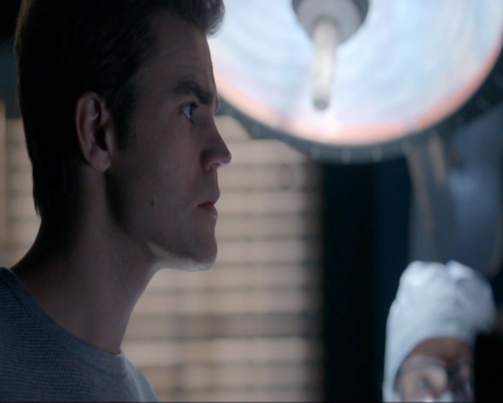 VampireDiariesWorld-dot-nl_7x13ThisWomansWork0620.jpg