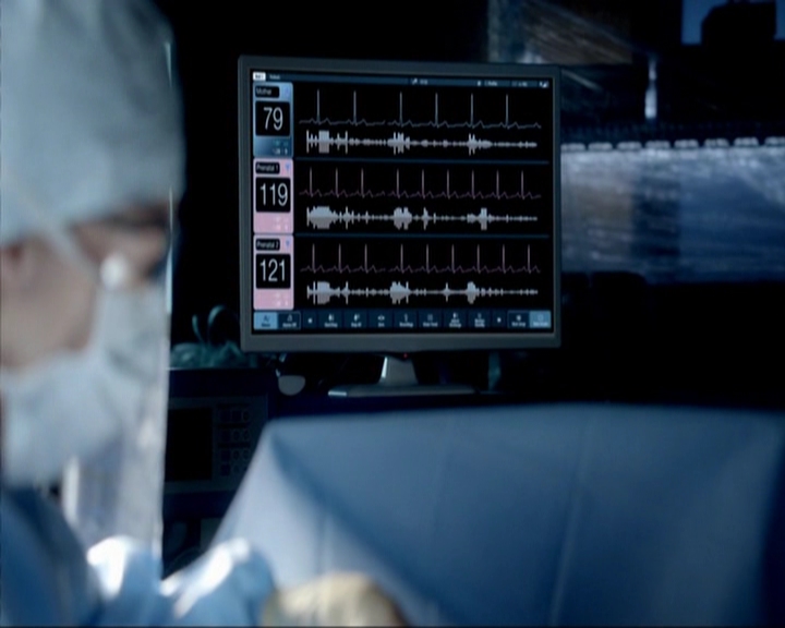 VampireDiariesWorld-dot-nl_7x13ThisWomansWork1221.jpg