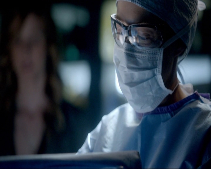 VampireDiariesWorld-dot-nl_7x13ThisWomansWork1224.jpg