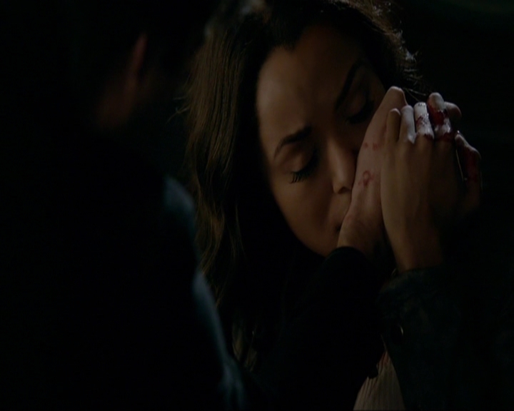 VampireDiariesWorld-dot-nl_7x13ThisWomansWork1251.jpg