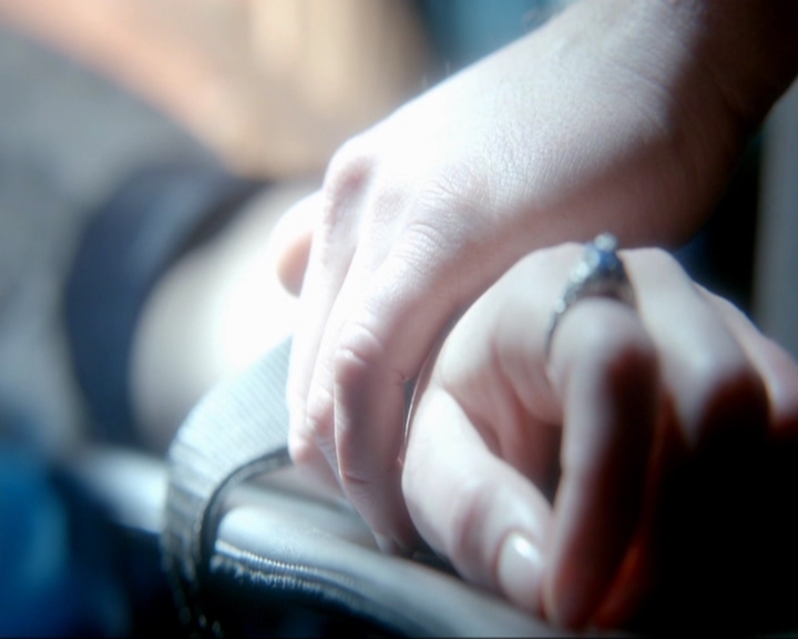 VampireDiariesWorld-dot-nl_7x13ThisWomansWork1684.jpg