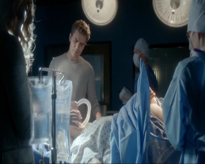 VampireDiariesWorld-dot-nl_7x13ThisWomansWork1733.jpg