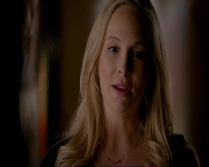 VampireDiariesWorld-dot-nl_7x14MoonlightOnTheBayou0021.jpg