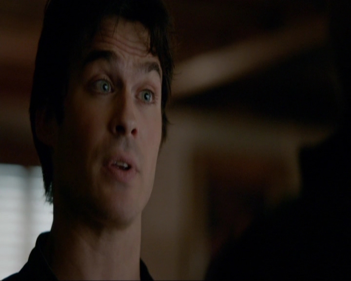 VampireDiariesWorld-dot-nl_7x14MoonlightOnTheBayou0827.jpg