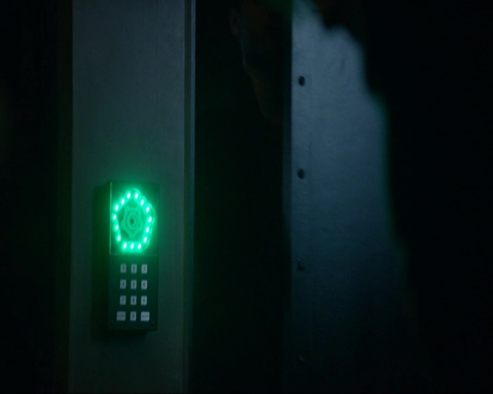 VampireDiariesWorld-dot-nl_7x14MoonlightOnTheBayou0873.jpg