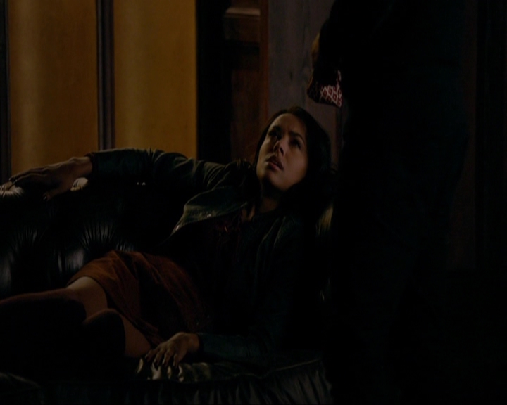 VampireDiariesWorld-dot-nl_7x14MoonlightOnTheBayou0972.jpg