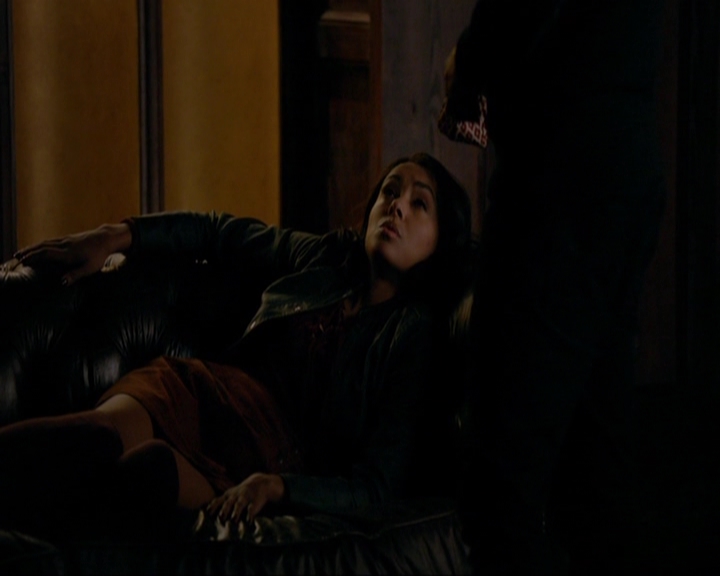 VampireDiariesWorld-dot-nl_7x14MoonlightOnTheBayou0973.jpg