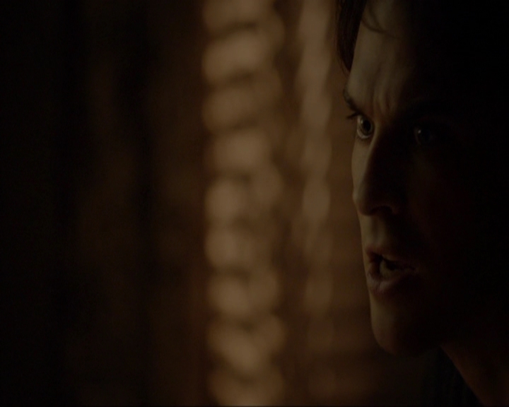 VampireDiariesWorld-dot-nl_7x14MoonlightOnTheBayou2100.jpg VampireDiariesWorld-dot-nl_7x14MoonlightOnTheBayou2100.jpg