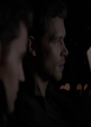 VampireDiariesWorld-dot-nl_7x14MoonlightOnTheBayou2154.jpg