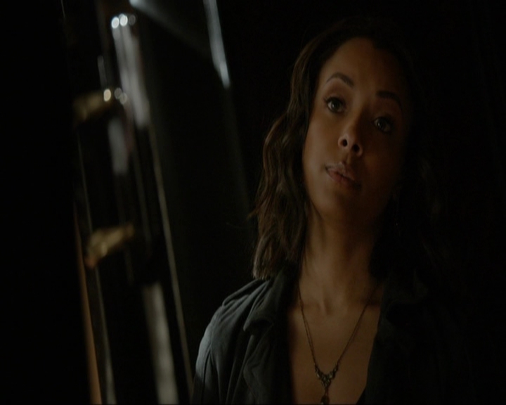 VampireDiariesWorld-dot-nl_7x15IWouldForYou0711.jpg