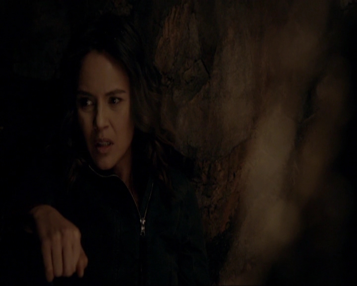 VampireDiariesWorld-dot-nl_7x15IWouldForYou0736.jpg