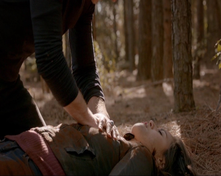 VampireDiariesWorld-dot-nl_7x15IWouldForYou1236.jpg