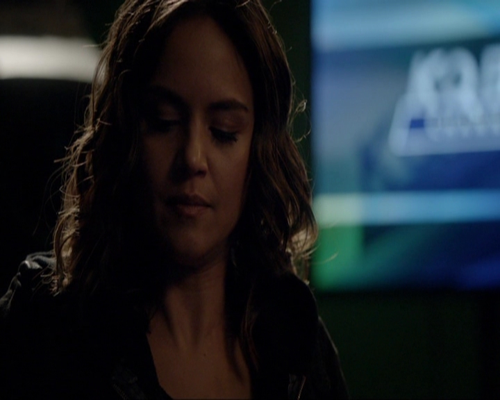 VampireDiariesWorld-dot-nl_7x15IWouldForYou2219.jpg