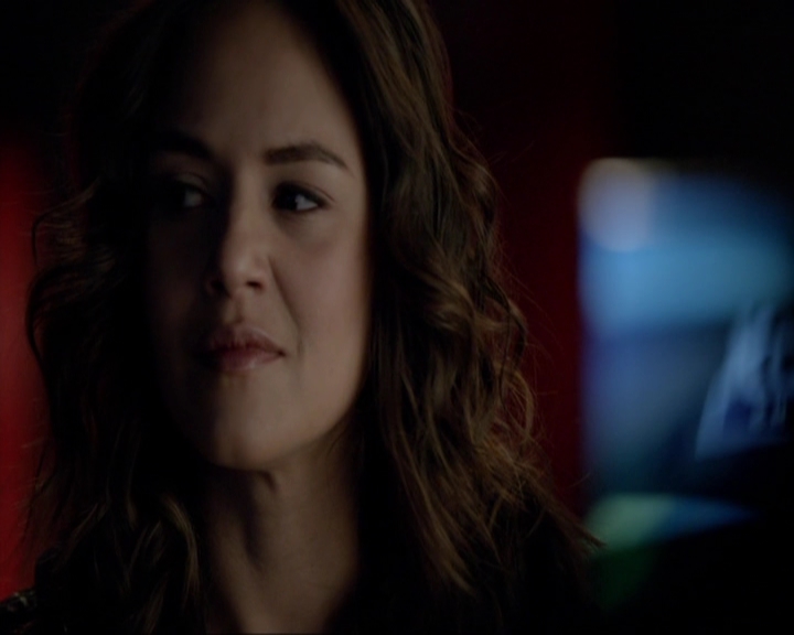 VampireDiariesWorld-dot-nl_7x15IWouldForYou2252.jpg