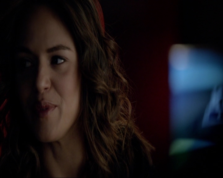 VampireDiariesWorld-dot-nl_7x15IWouldForYou2253.jpg