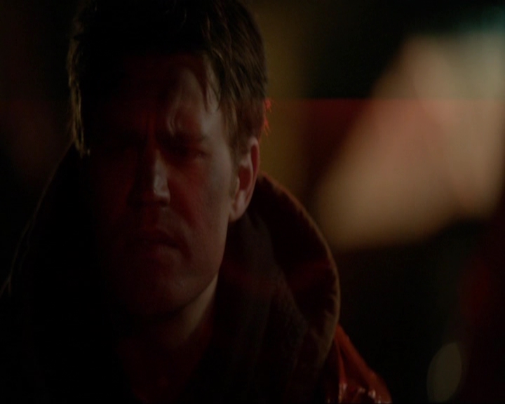 VampireDiariesWorld-dot-nl_7x17IWentToTheWoods0144.jpg