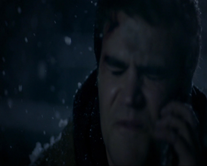 VampireDiariesWorld-dot-nl_7x17IWentToTheWoods1903.jpg