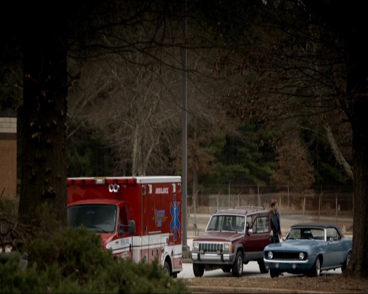 VampireDiariesWorld-dot-nl_7x18OnWayOrAnother0080.jpg