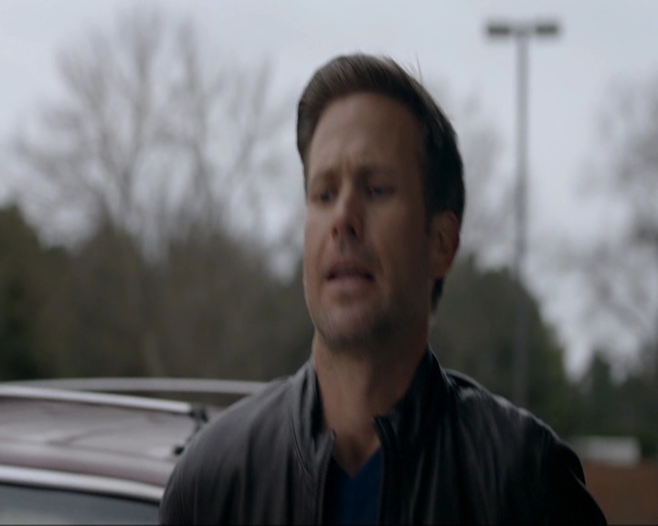 VampireDiariesWorld-dot-nl_7x18OnWayOrAnother0082.jpg