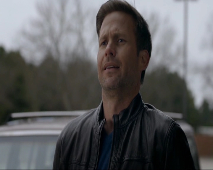 VampireDiariesWorld-dot-nl_7x18OnWayOrAnother0083.jpg