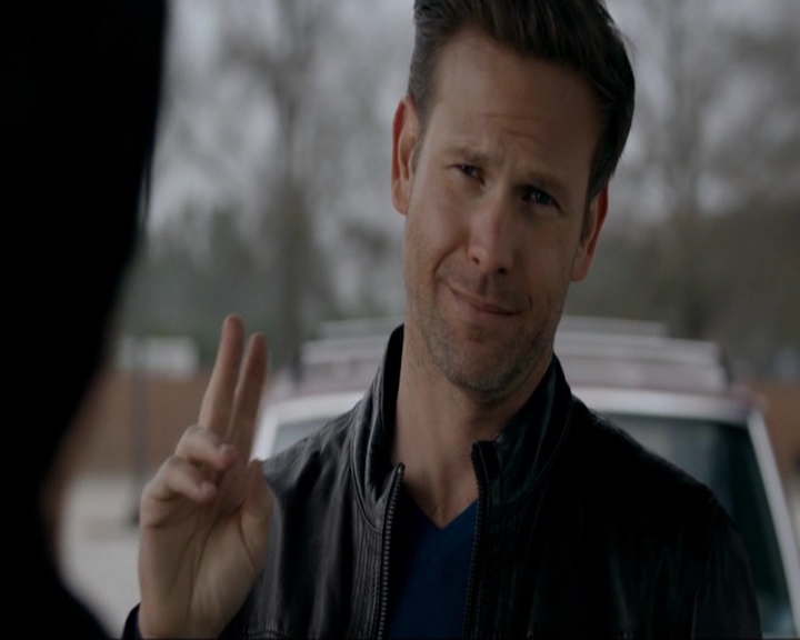 VampireDiariesWorld-dot-nl_7x18OnWayOrAnother0092.jpg
