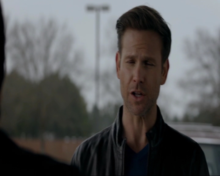 VampireDiariesWorld-dot-nl_7x18OnWayOrAnother0125.jpg