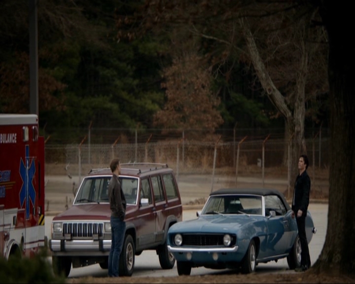 VampireDiariesWorld-dot-nl_7x18OnWayOrAnother0135.jpg