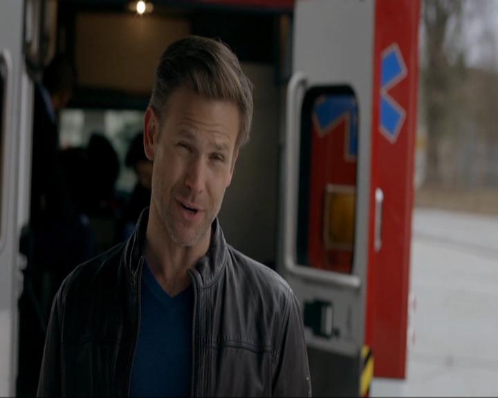VampireDiariesWorld-dot-nl_7x18OnWayOrAnother0147.jpg