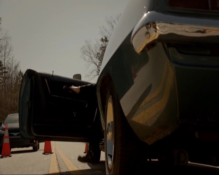 VampireDiariesWorld-dot-nl_7x18OnWayOrAnother0799.jpg