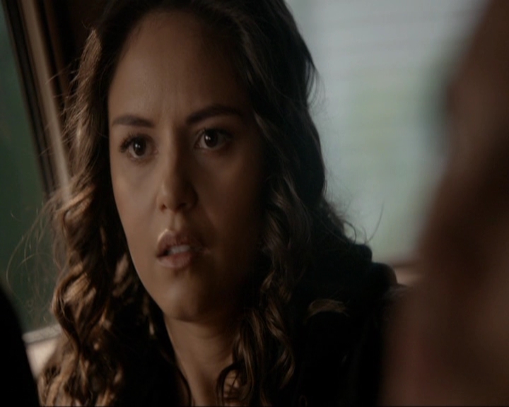 VampireDiariesWorld-dot-nl_7x18OnWayOrAnother1256.jpg