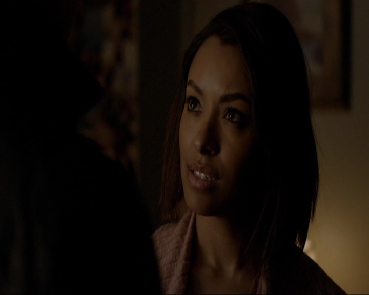 VampireDiariesWorld-dot-nl_7x18OnWayOrAnother2183.jpg