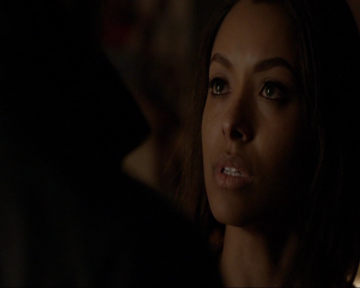 VampireDiariesWorld-dot-nl_7x18OnWayOrAnother2210.jpg