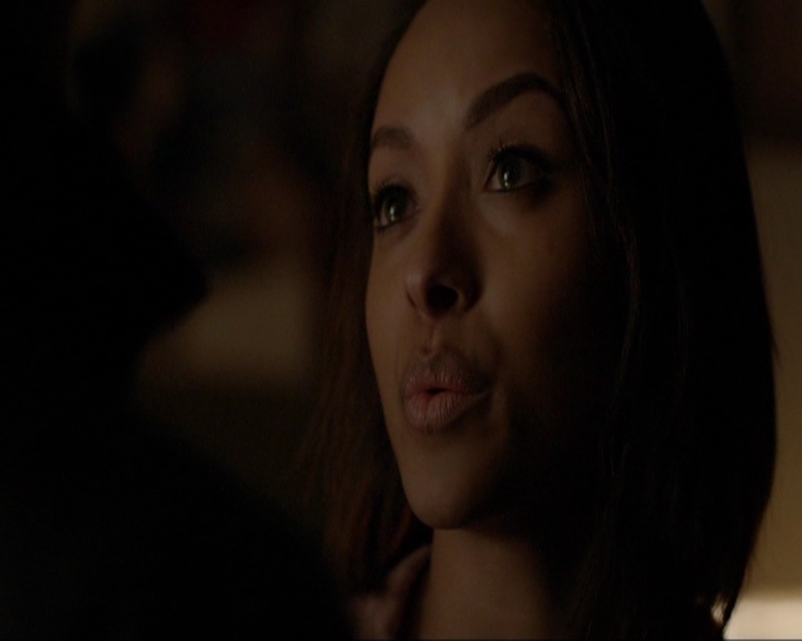VampireDiariesWorld-dot-nl_7x18OnWayOrAnother2215.jpg