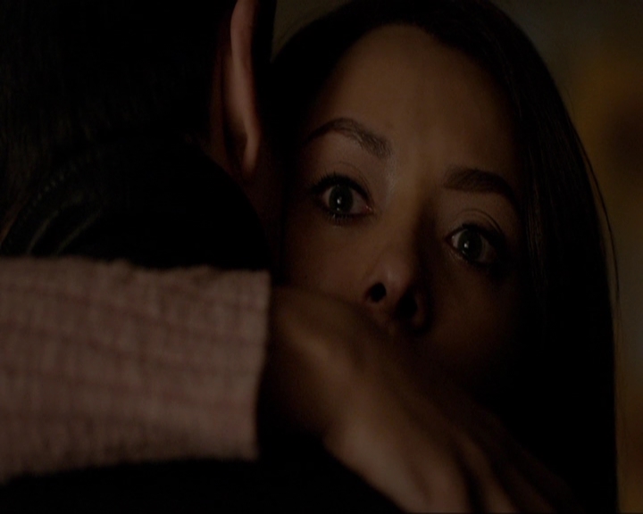 VampireDiariesWorld-dot-nl_7x18OnWayOrAnother2240.jpg