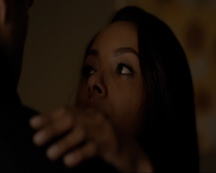 VampireDiariesWorld-dot-nl_7x18OnWayOrAnother2248.jpg