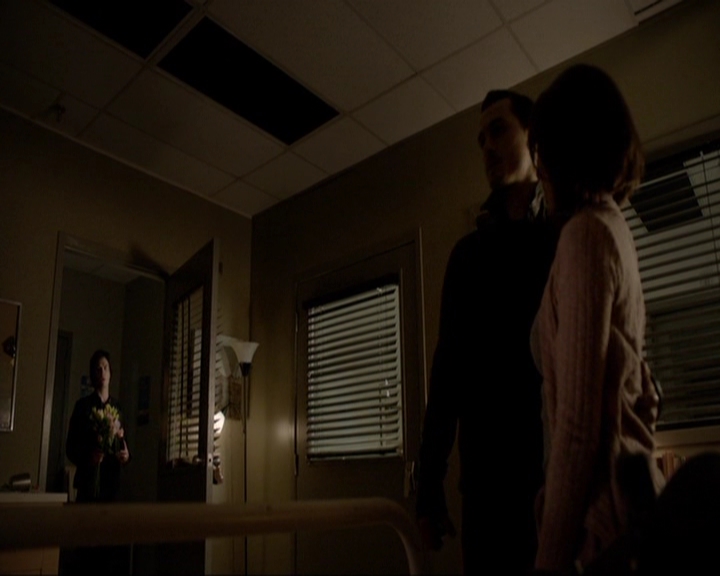VampireDiariesWorld-dot-nl_7x18OnWayOrAnother2250.jpg