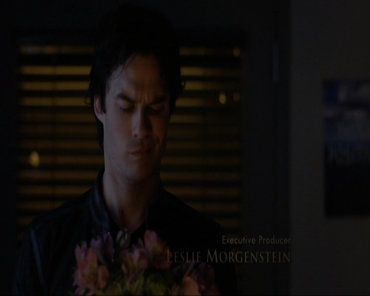 VampireDiariesWorld-dot-nl_7x19SomebodyThatIUsedtoKnow0185.jpg
