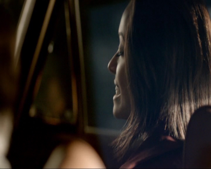 VampireDiariesWorld-dot-nl_7x19SomebodyThatIUsedtoKnow0245.jpg