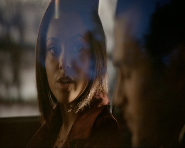 VampireDiariesWorld-dot-nl_7x19SomebodyThatIUsedtoKnow0257.jpg